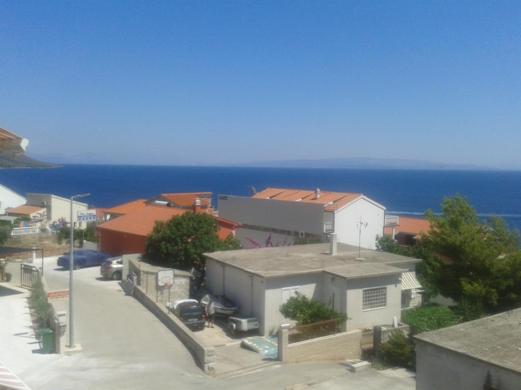 Apartmani Svalina - Seaview And 130M From Beach Trogir Exterior photo